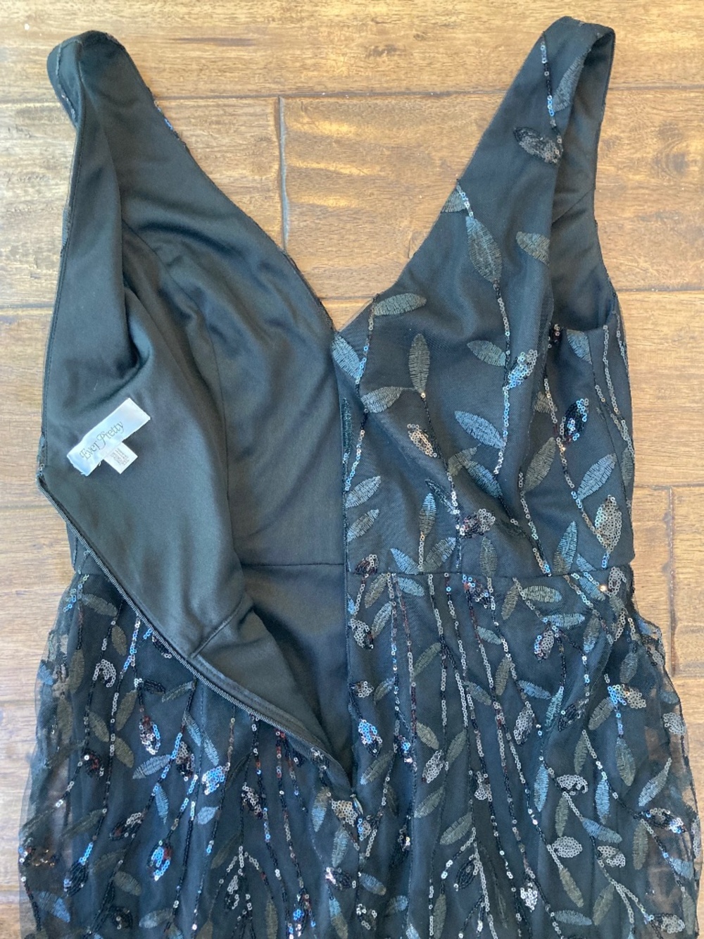 Ever Pretty Black Sequin V-Neck Maxi Gown - Picture 5 of 9